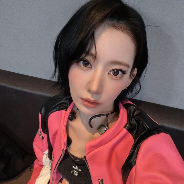 Fans' Pick: Best Moment of Sakura (LE SSERAFIM)