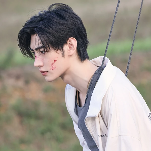 Today's Most Loved Sunghoon (ENHYPEN)