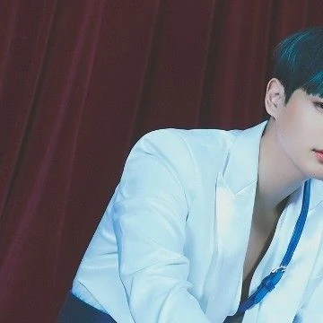 Signature photo of ド・ハンセ capturing their charm