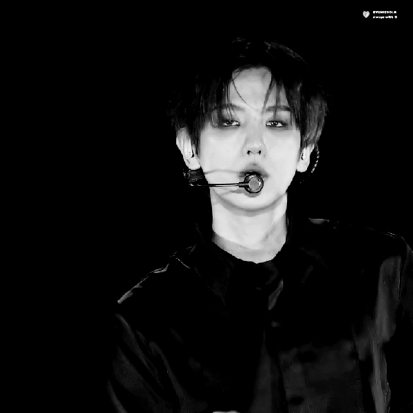 充滿粉絲愛意的伯賢 (EXO)人氣照片