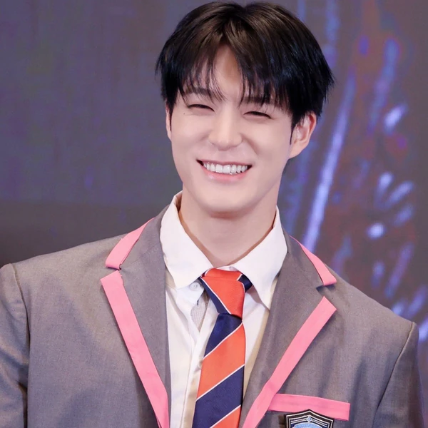 Today's Most Loved Jeno (NCT DREAM)