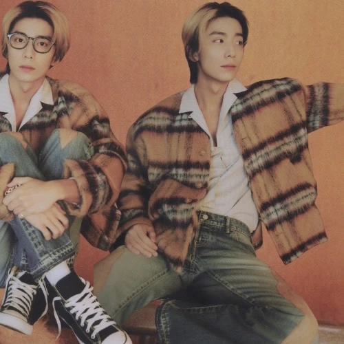 Top Photo Full of Hwiyoung (SF9) Love