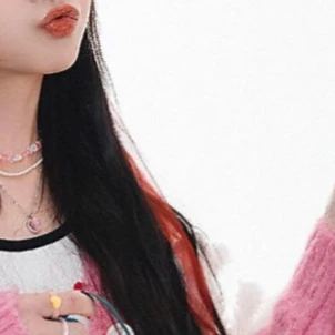 今天最受喜爱的刘智爱 (Lovelyz)