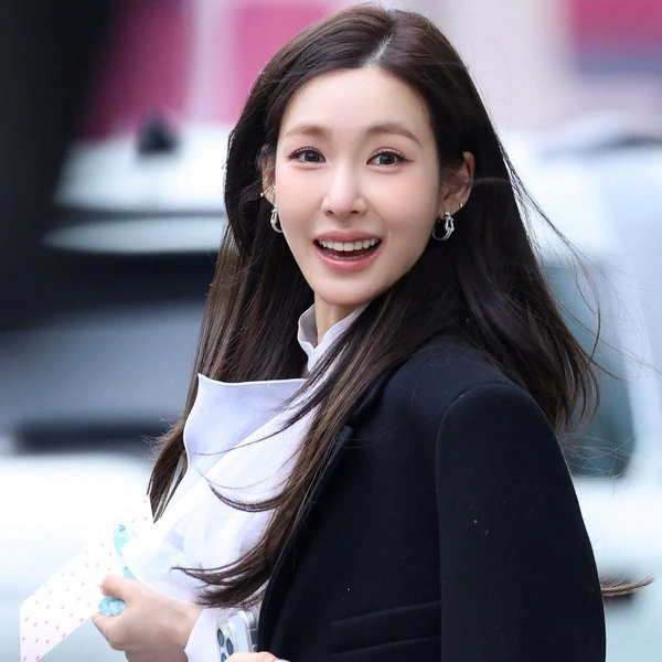 티파니 영 (소녀시대) 팬심 가득한 인기 사진