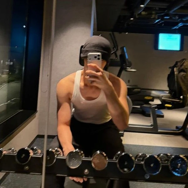 Today's Most Loved Hyunsuk (CIX)