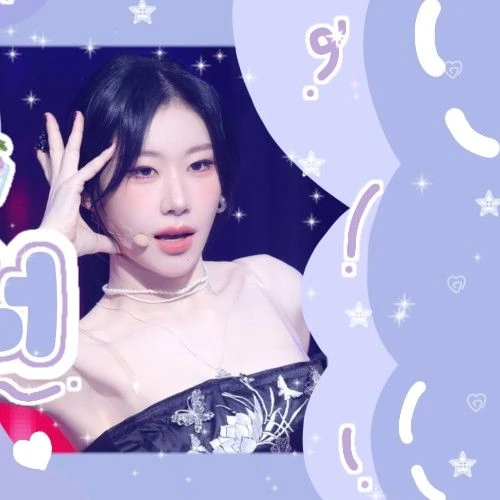 오늘 가장 사랑받은 채령 (ITZY)의 모습