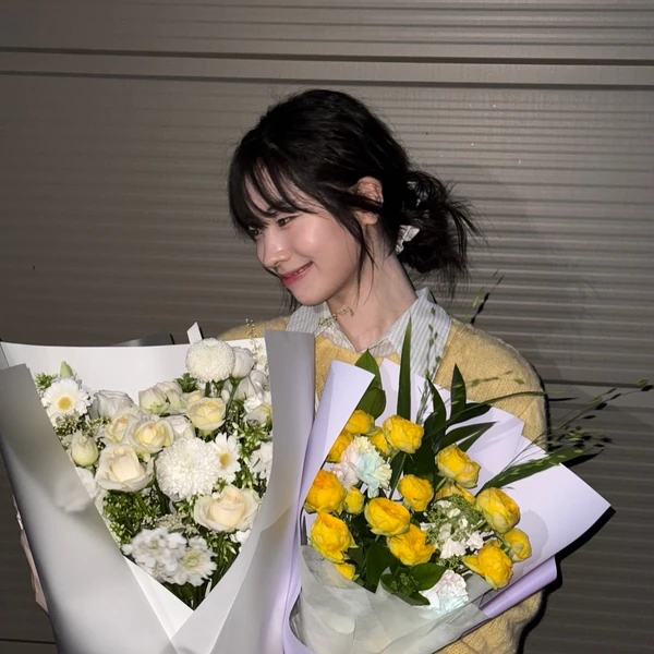 오늘 가장 사랑받은 다현 (TWICE)의 모습