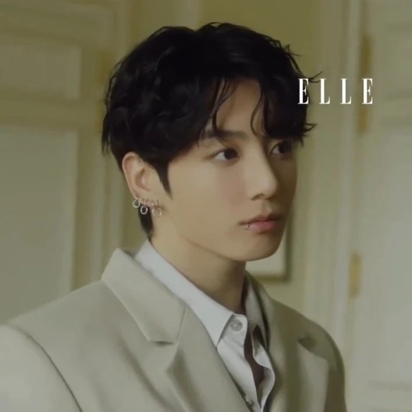 팬들이 사랑하는 정국 (방탄소년단)의 인기 프로필 사진