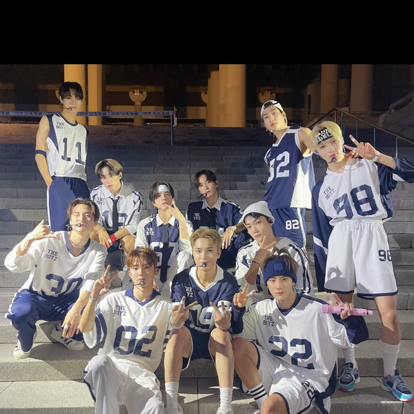 오늘 가장 사랑받은 더보이즈의 모습