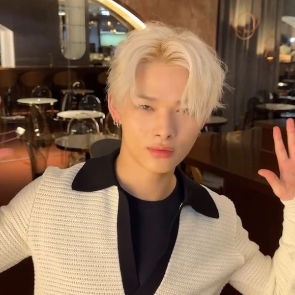 오늘 가장 사랑받은 니키 (ENHYPEN)의 모습