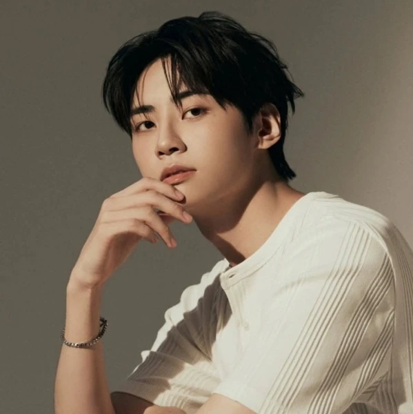 Today's Most Loved Lee Jinhyuk