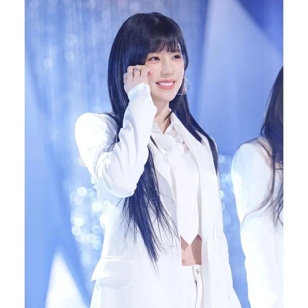 Top Photo Full of Park Chorong (Apink) Love