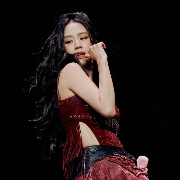 Momen Terbaik Jisoo (BLACKPINK) Pilihan Penggemar