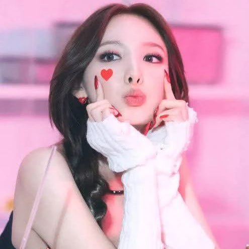 Momen Terbaik TWICE Pilihan Penggemar