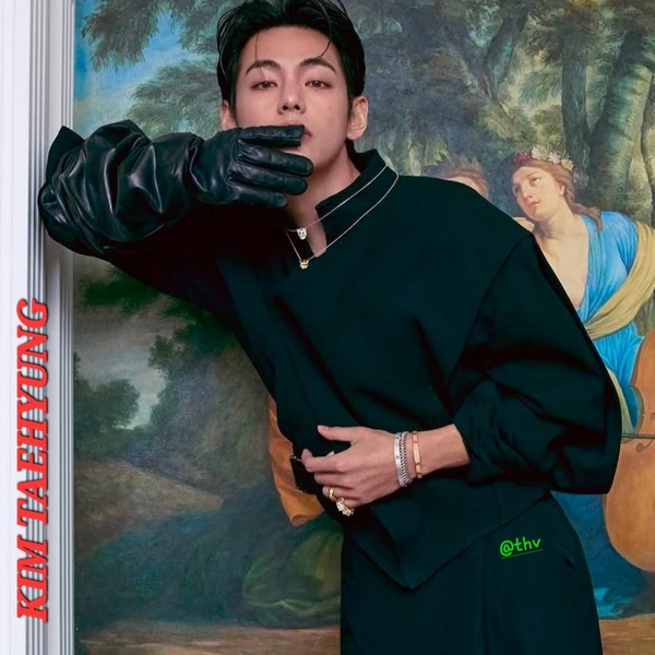 Foto Populer Penuh Cinta untuk V (BTS)