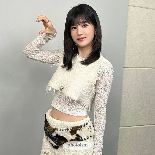 Top Photo Full of Park Chorong (Apink) Love