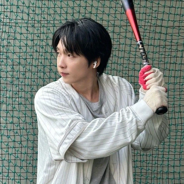 Top Photo Full of Jeong Sewoon Love