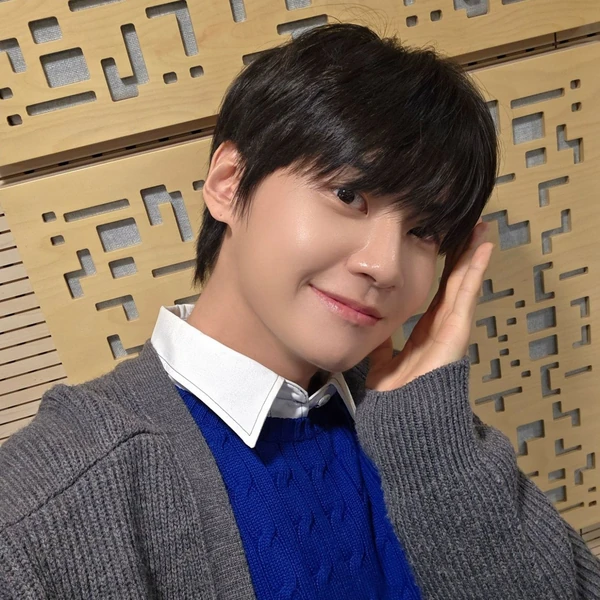 Today's Most Loved Lee Jinhyuk