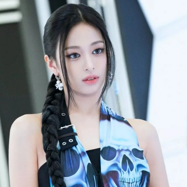 Today's Most Loved Ahyeon (BABYMONSTER)