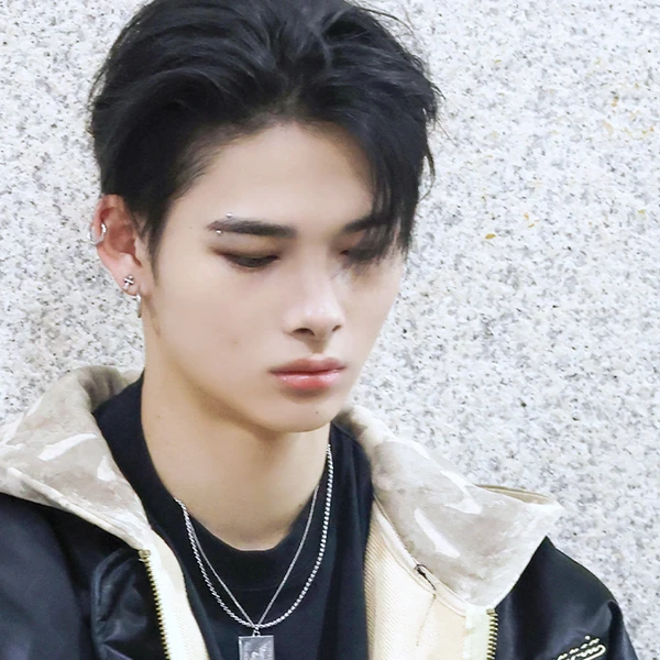 充滿粉絲愛意的NI-KI (ENHYPEN)人氣照片