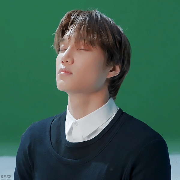 Penampilan Kai (EXO) yang Paling Dicintai Hari Ini