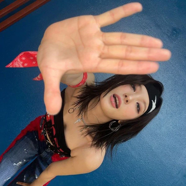 Penampilan Moon Sua (Billlie) yang Paling Dicintai Hari Ini