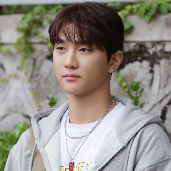 Today's Most Loved Hong Joochan (GoldenChild)