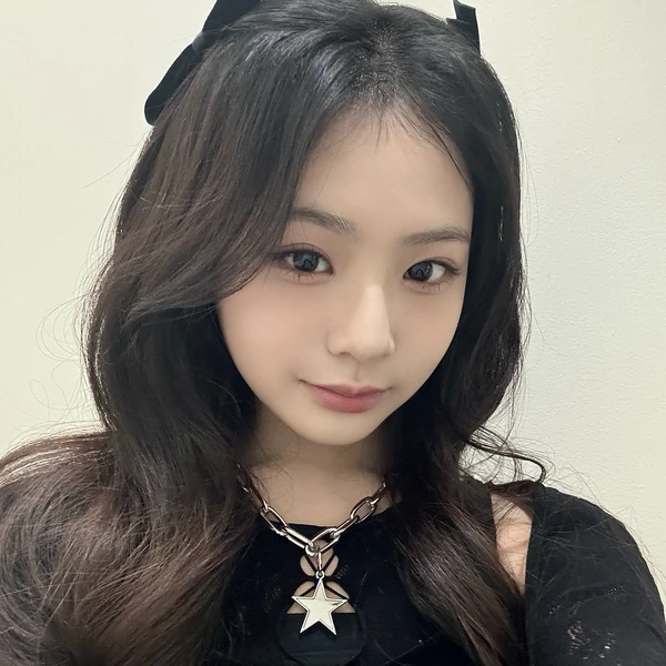 Top Photo Full of Seowon (UNIS) Love