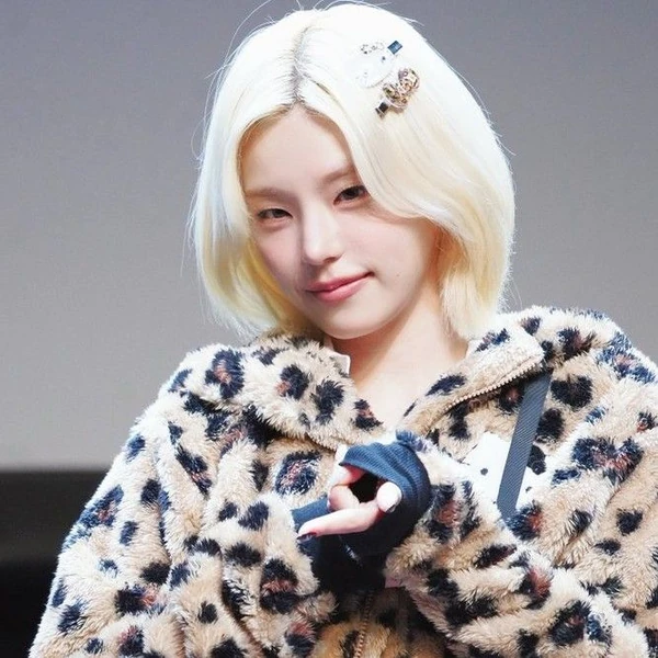 Today's Most Loved Yeji (ITZY)