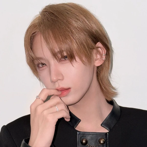 Today's Most Loved Zhang Shuaibo (AHOF)