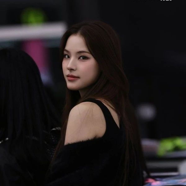 Signature photo of 마이 (izna) capturing their charm