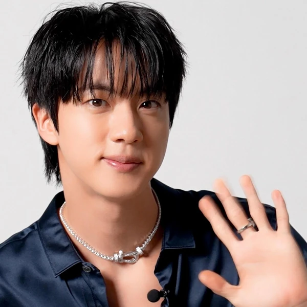 Most popular banner post of Jin (BTS) in the community