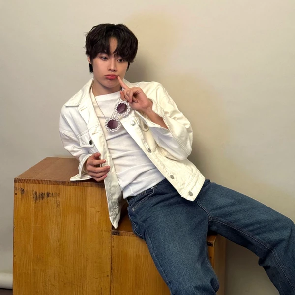 오늘 가장 사랑받은 한빈 (TEMPEST)의 모습