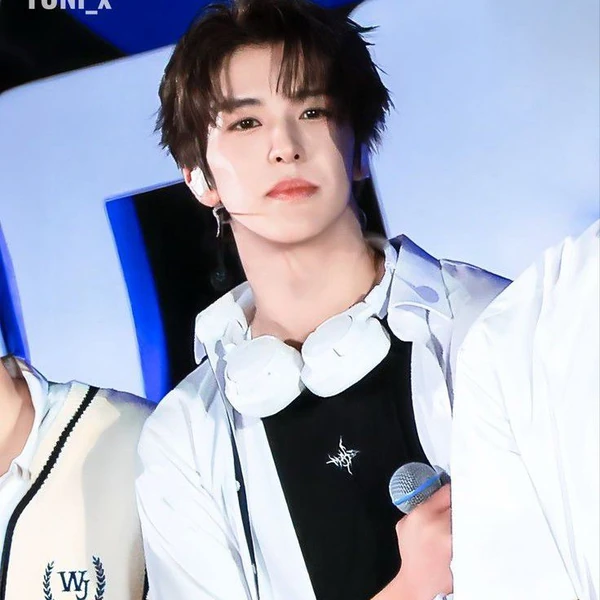 Today's Most Loved Songha (SMTR25)