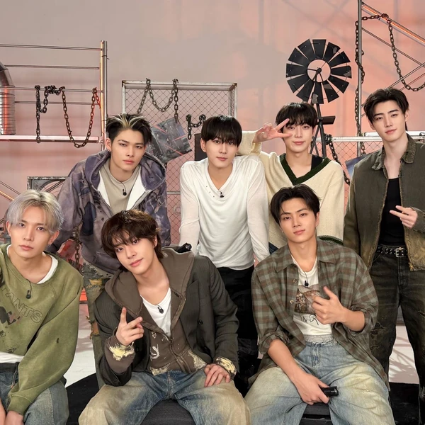 ENHYPEN 팬심 가득한 인기 사진