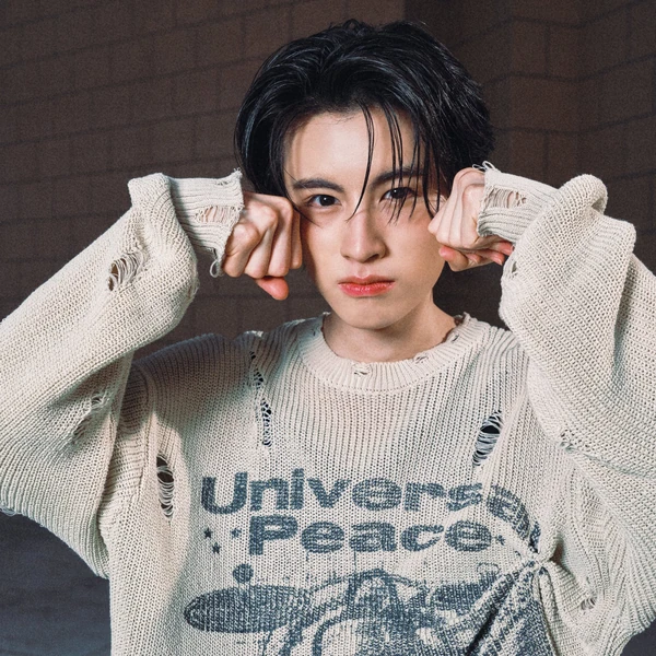 Signature photo of Aa (BUS) capturing their charm