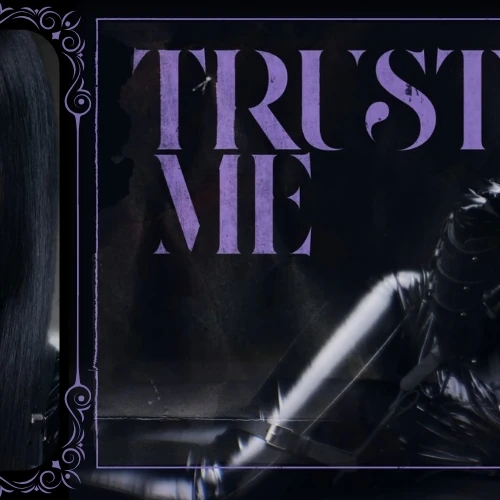 Foto Populer Penuh Cinta untuk Momo (TWICE)