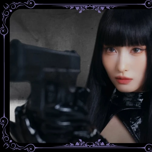 Foto Populer Penuh Cinta untuk Momo (TWICE)