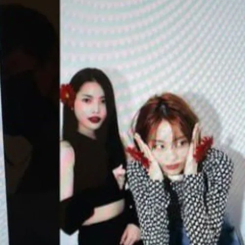 Top Photo Full of Rina Love