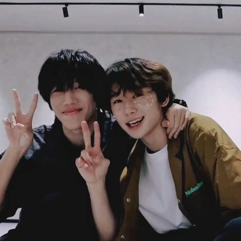 Signature photo of Shuyang (BOY STORY) capturing their charm