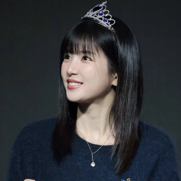 Today's Most Loved Park Chorong (Apink)