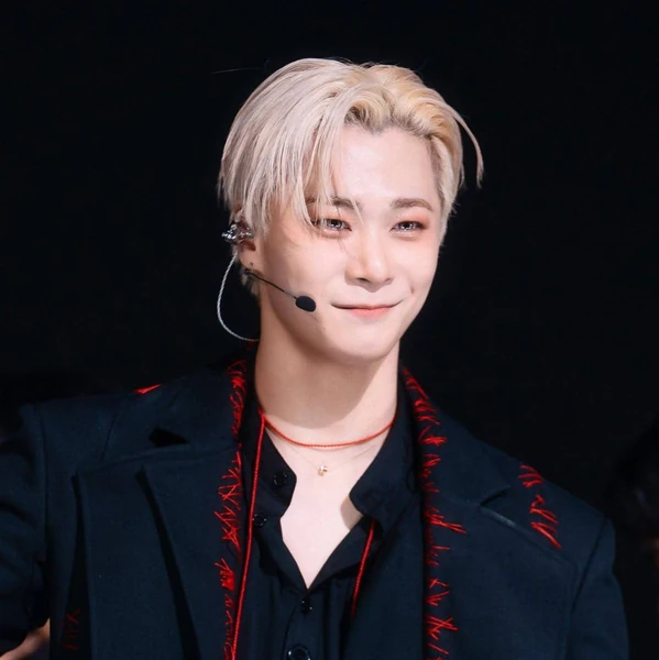 Today's Most Loved Moonbin (ASTRO)