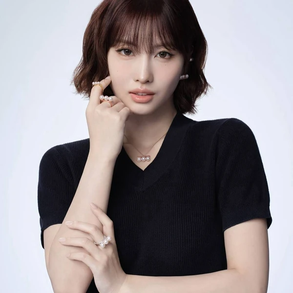 Today's Most Loved Momo (TWICE)