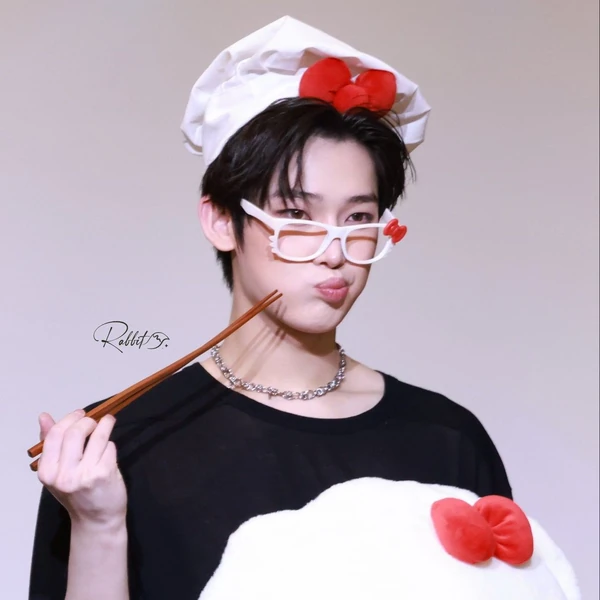 선우 (ENHYPEN) 팬심 가득한 인기 사진