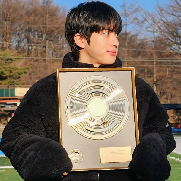 ジン (BTS)への愛が詰まった人気写真