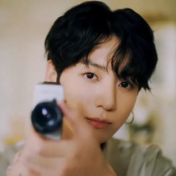 充滿粉絲愛意的柾國 (防彈少年團)人氣照片