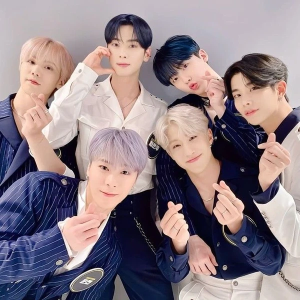 Penampilan ASTRO yang Paling Dicintai Hari Ini