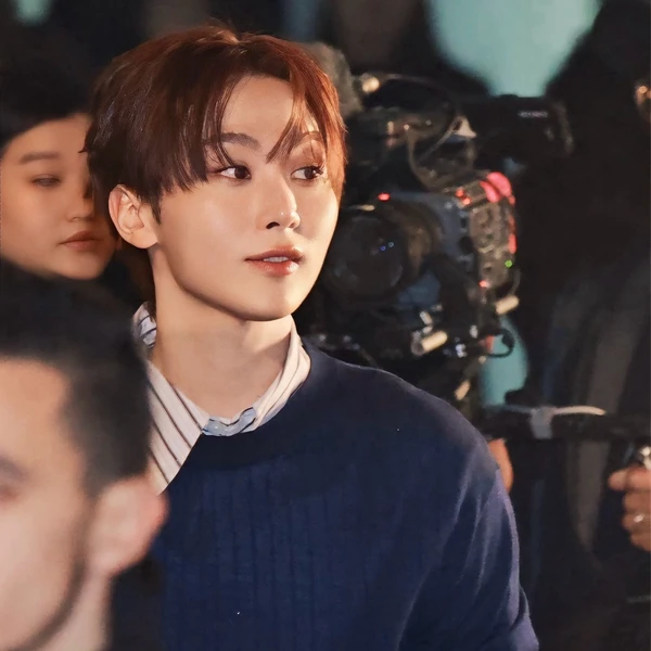 Top Photo Full of SEVENTEEN Love