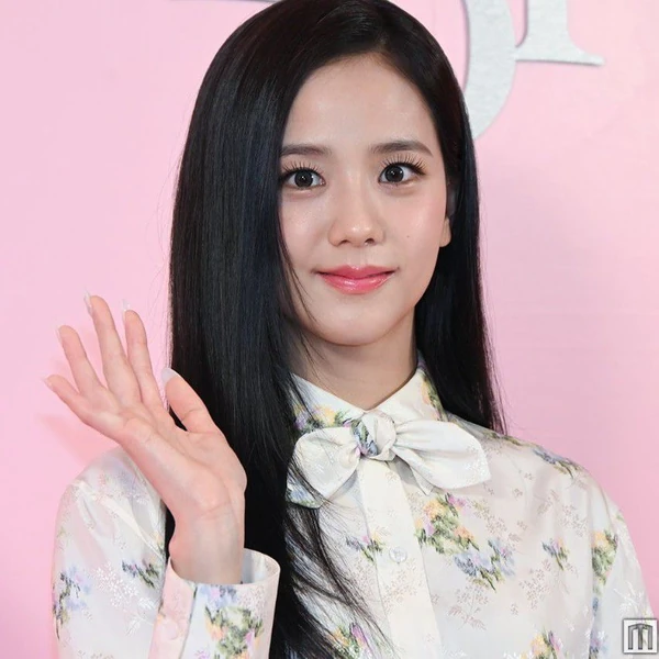 充满粉丝爱意的BLACKPINK人气照片