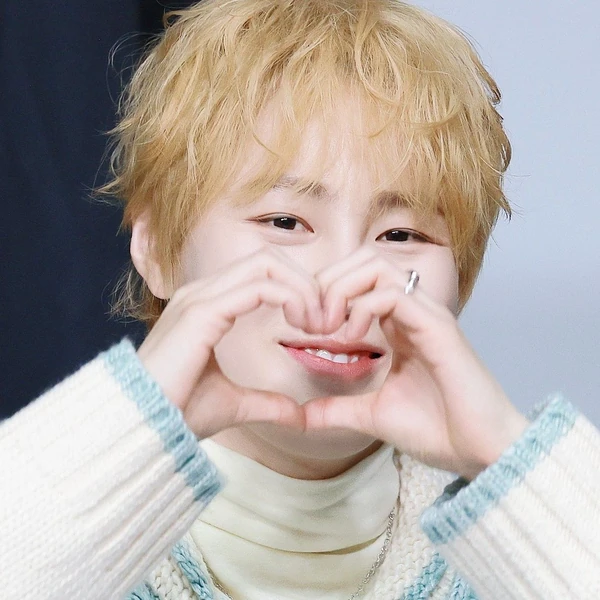 팬들이 뽑은 하성운 최고의 순간